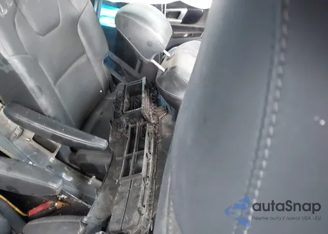 2020 Kia Telluride S z USA, uszkodzony, nr VIN 5XYP6DHCXLG035663